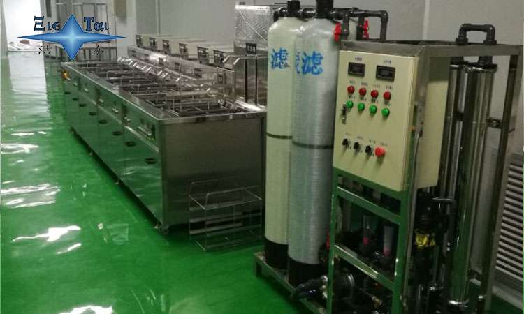 超聲波清洗技術(shù)在半導體器件精準清洗中的關(guān)鍵作用 超聲波清洗技術(shù)在半導體器件精準清洗中的關(guān)鍵作用