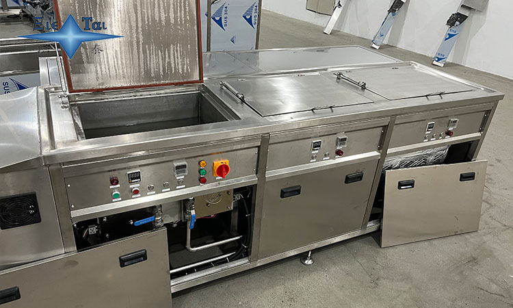 深入了解超聲波清洗機定制:滿(mǎn)足特殊清洗需求的解決方案 深入了解超聲波清洗機定制:滿(mǎn)足特殊清洗需求的解決方案
